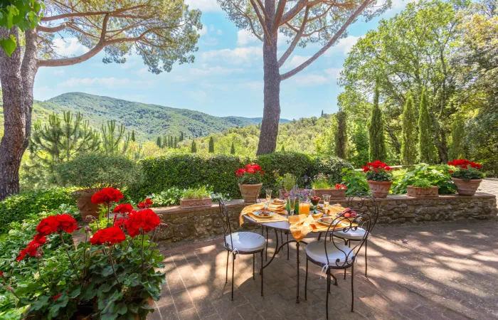 Breakfast patio with extraordinary Chianti views.