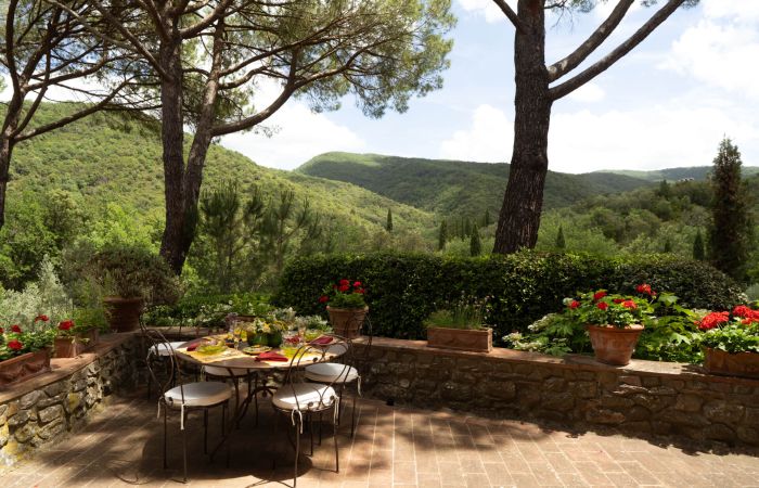 Breakfast patio with extraordinary Chianti views.